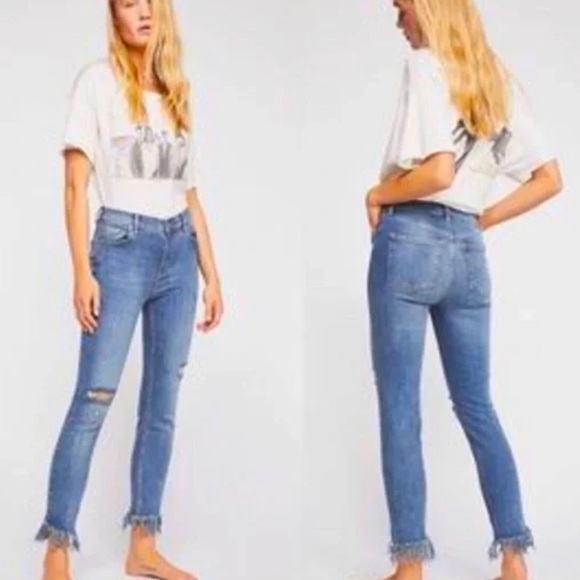 Free People Great Heights Distressed Frayed Denim Jeans - Picture 2 of 6